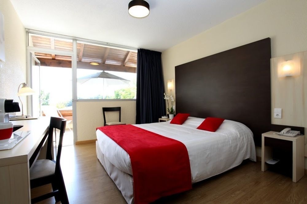 Hotel Le Clos Roussillon Pres De Sarlat Витрак Экстерьер фото